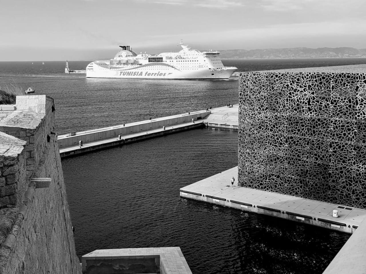 Studio Vieux-Port Vue Basilique Notre-Dame Marseille Eksteriør bilde